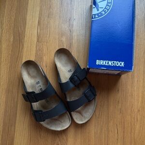 NEW Birkenstock Black Arizona Sandals